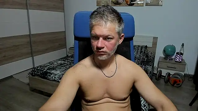RobbyShawz online show from July 15, 4:51 am