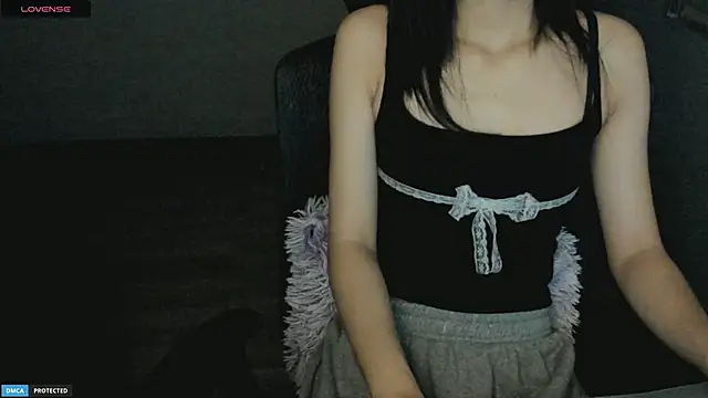 Snapshot of Ayase_momo chatting on March 9, 6:43 pm Ayase momo online show from March 9, 6:43 pm