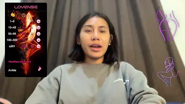 Snapshot of Alaia_Pope chatting on October 21, 6:19 pm Alaia Pope online show from October 21, 6:19 pm