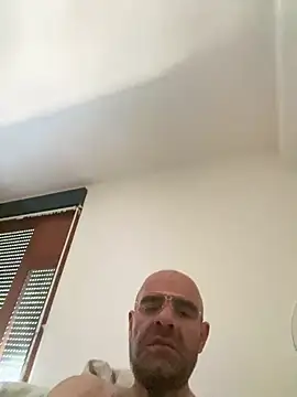 slim1976006 online show from July 11, 11:02 am