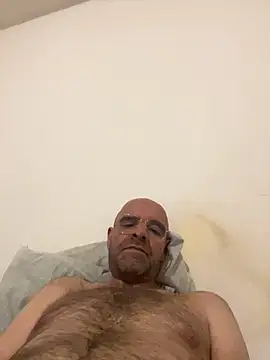 slim1976006 online show from July 24, 2:09 am