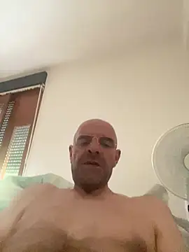 slim1976006 online show from July 31, 3:33 pm