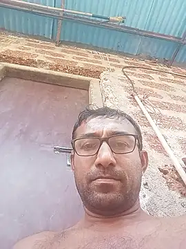 Snapshot of Royalk2030 chatting on January 15, 7:02 am Royalk2030 online show from January 15, 7:02 am