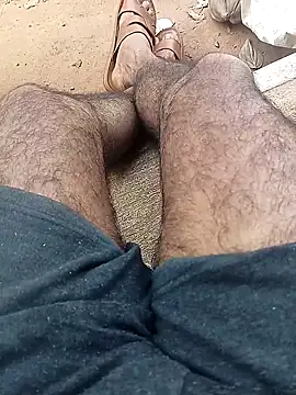 Snapshot of Royalk2030 chatting on February 7, 9:24 am Royalk2030 online show from February 7, 9:24 am