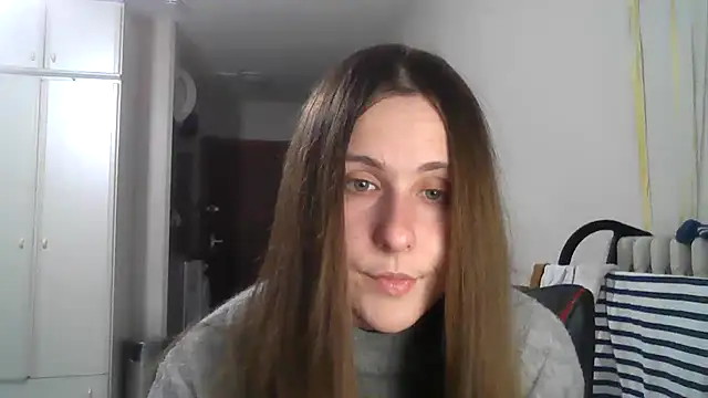 Emma just online show from December 13, 4:49 pm