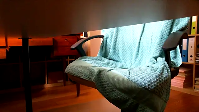 leccaleccafiga online show from April 4, 12:02 pm