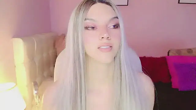 Snapshot of EvaEvangeline chatting on July 8, 7:24 am EvaEvangeline online show from July 8, 7:24 am