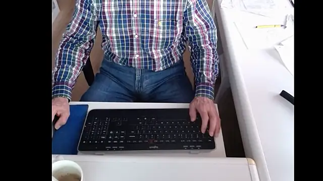 Snapshot of dutchpornking chatting on January 29, 8:51 am dutchpornking online show from January 29, 8:51 am