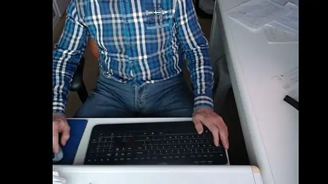 Snapshot of dutchpornking chatting on February 6, 4:58 pm dutchpornking online show from February 6, 4:58 pm