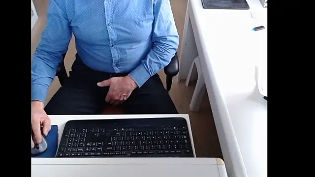 dutchpornking online show from February 21, 8:15 am