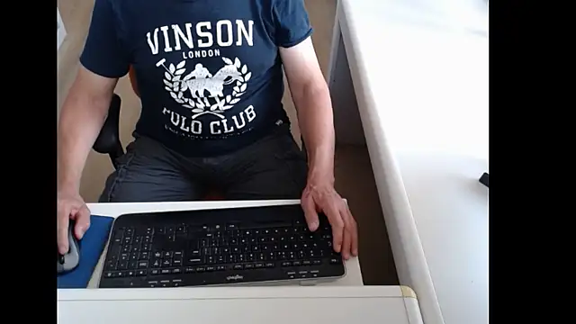 dutchpornking online show from July 15, 7:02 am