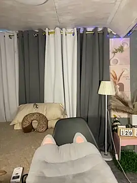 Sluty Pinay bbygirl online show from March 29, 3:39 am