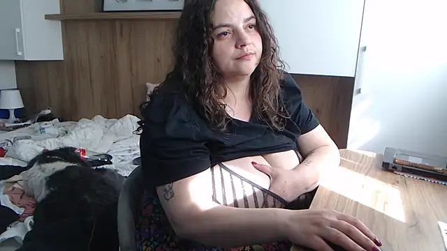 Snapshot of Lantti_Irres chatting on May 4, 7:59 am Lantti Irres online show from May 4, 7:59 am