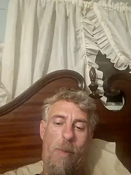 Snapshot of 19JaSon83 chatting on July 11, 1:52 am 19JaSon83 online show from July 11, 1:52 am