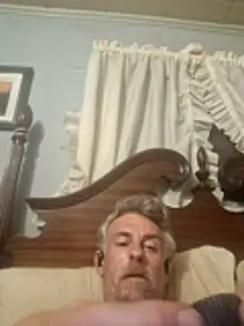 Snapshot of 19JaSon83 chatting on July 14, 2:05 am 19JaSon83 online show from July 14, 2:05 am