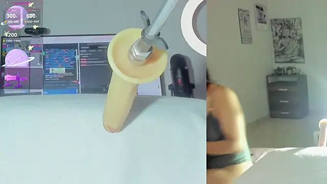 Snapshot of sofi_velez chatting on July 5, 5:09 pm sofi velez online show from July 5, 5:09 pm