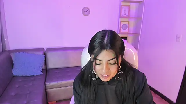 Catalinaa martinez online show from December 12, 4:48 am