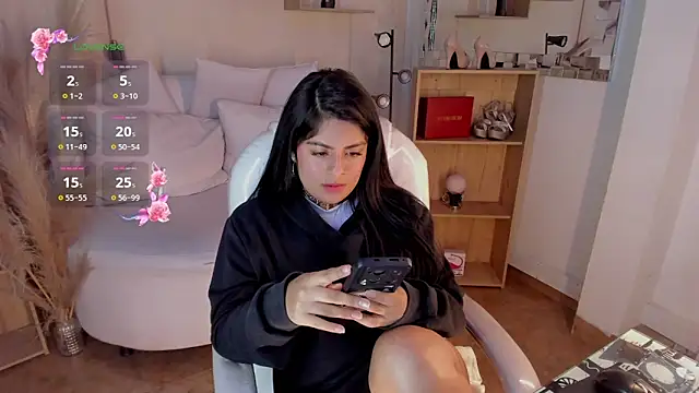 Catalinaa martinez online show from January 7, 11:14 pm