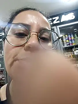 elektra 32 online show from November 10, 4:17 pm