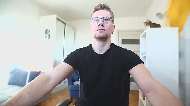 Snapshot of kevin-park chatting on February 14, 8:22 am kevin-park online show from February 14, 8:22 am