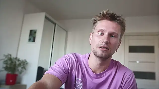 Snapshot of kevin-park chatting on March 14, 2:11 pm kevin-park online show from March 14, 2:11 pm