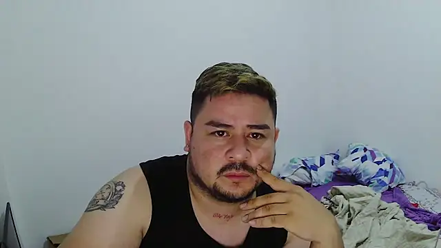 Snapshot of oso_dirty_ chatting on September 8, 4:06 pm oso dirty  online show from September 8, 4:06 pm