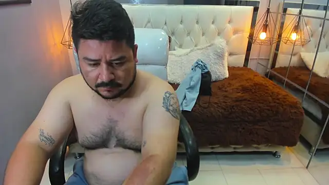 oso dirty  online show from January 17, 6:00 pm