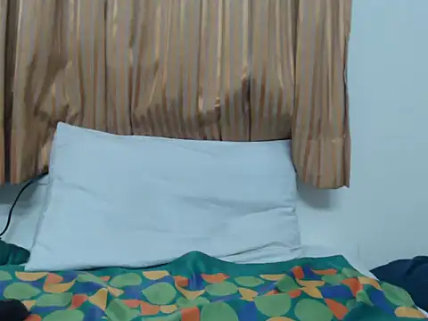 padikvinny online show from March 23, 6:34 pm