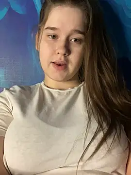 Snapshot of HornyGirlH chatting on January 10, 2:04 am HornyGirlH online show from January 10, 2:04 am