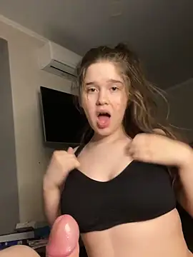 Snapshot of HornyGirlH chatting on January 26, 1:52 am HornyGirlH online show from January 26, 1:52 am