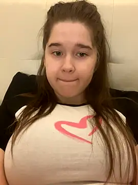 Snapshot of HornyGirlH chatting on September 14, 12:10 am HornyGirlH online show from September 14, 12:10 am