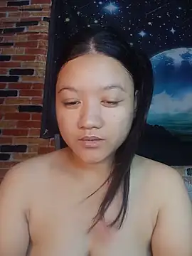 Snapshot of Urchanel chatting on May 22, 12:51 am Urchanel online show from May 22, 12:51 am