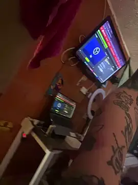 Snapshot of Lilmarieee chatting on February 2, 8:30 pm Lilmarieee online show from February 2, 8:30 pm