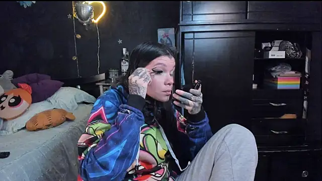 Snapshot of Lilmarieee chatting on September 16, 9:05 pm Lilmarieee online show from September 16, 9:05 pm