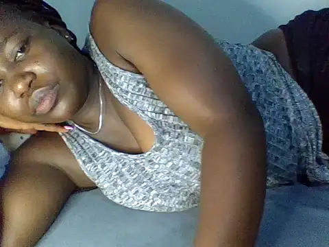 Snapshot of cute-marianna chatting on May 13, 5:49 am cute-marianna online show from May 13, 5:49 am