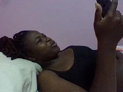 Snapshot of cute-marianna chatting on July 8, 4:28 am cute-marianna online show from July 8, 4:28 am