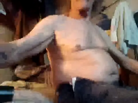 Snapshot of sausylolly chatting on May 6, 2:29 am sausylolly online show from May 6, 2:29 am