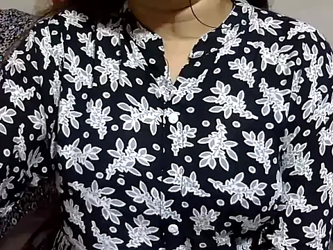 Snapshot of mahira_999 chatting on September 9, 3:50 am mahira 999 online show from September 9, 3:50 am