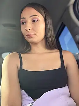 Snapshot of YOUR-KARINA chatting on January 12, 5:13 am YOUR-KARINA online show from January 12, 5:13 am