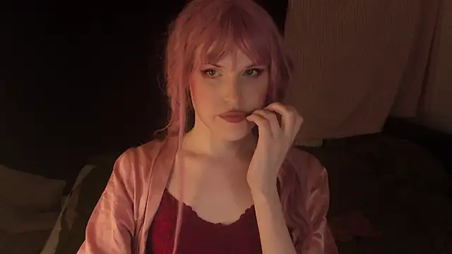 EffieMinki online show from January 24, 3:45 pm