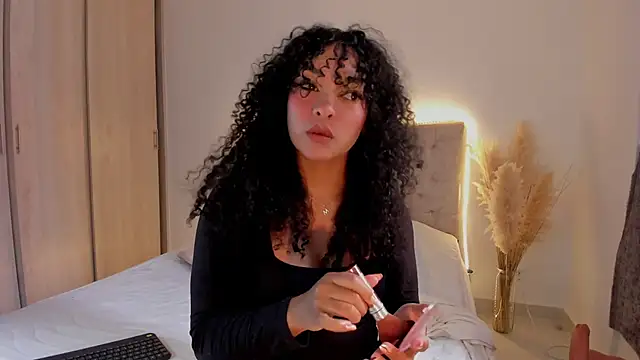 mariam hill online show from November 22, 3:00 pm