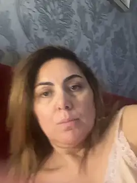 Emma roqueen online show from April 14, 9:10 pm