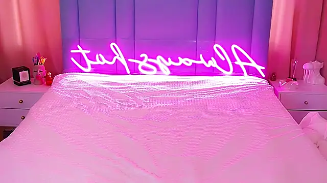 AllwaysHotJ online show from January 12, 7:00 am