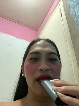 Snapshot of SandyMontero chatting on July 20, 10:39 am SandyMontero online show from July 20, 10:39 am