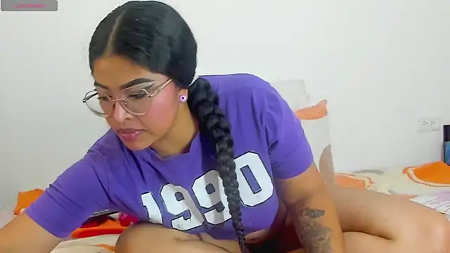 Snapshot of moana_taylor chatting on July 4, 6:58 pm moana taylor online show from July 4, 6:58 pm