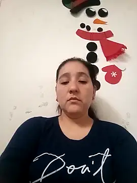 Snapshot of Gatubela212 chatting on February 21, 10:26 pm Gatubela212 online show from February 21, 10:26 pm