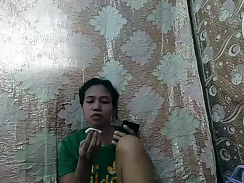 PinaySkinnyGirl online show from April 1, 1:50 am