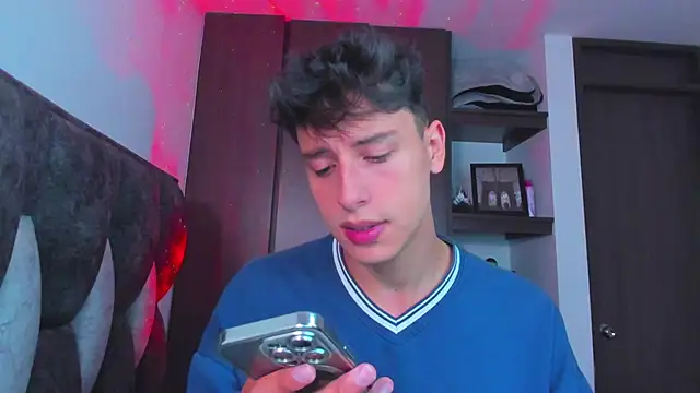 I Gabriel online show from January 25, 7:07 pm