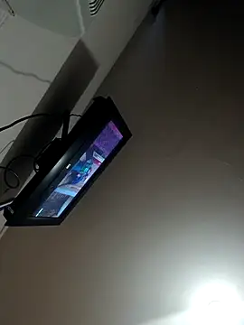 khloebanques online show from March 2, 11:55 pm