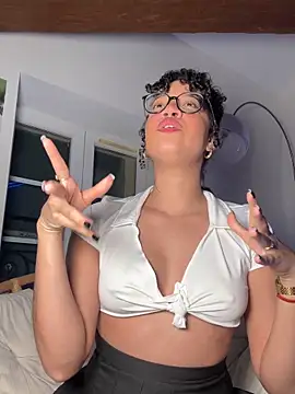 Lauyako online show from February 22, 10:52 pm